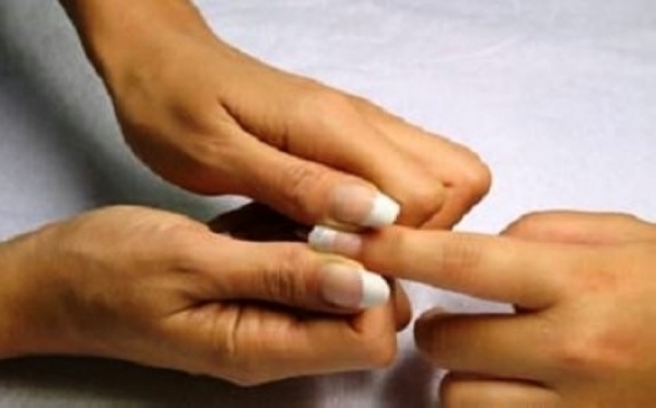 Ремонт натурального ногтя рук круглосуточно в Москве на Якиманке 